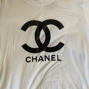 “Channel” print long sleeve blouse